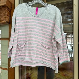 Chic Striped Women's Sweater in Gray and Pink
